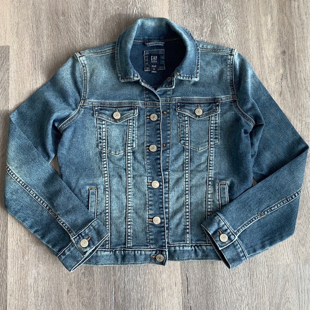 EUC Girls Gap Icon Denim Jacket - XXL (14/16)